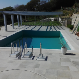 Fourniture et pose de liner pour piscine : choix de matériaux et processus d'installation Mantes-la-Ville